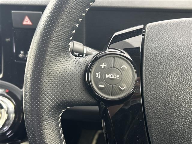 Toyota AQUA 2015 6968706-17