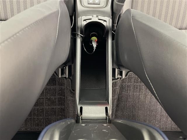 Toyota AQUA 2023 6968719-10