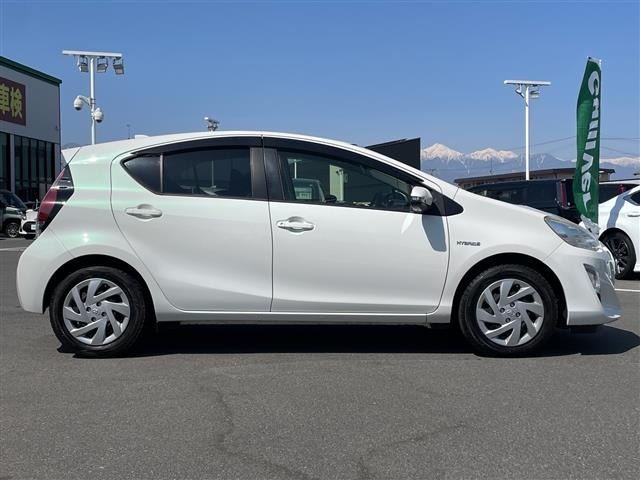 Toyota AQUA 2015 6968738-4