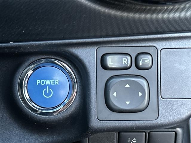 Toyota AQUA 2017 6968751-12