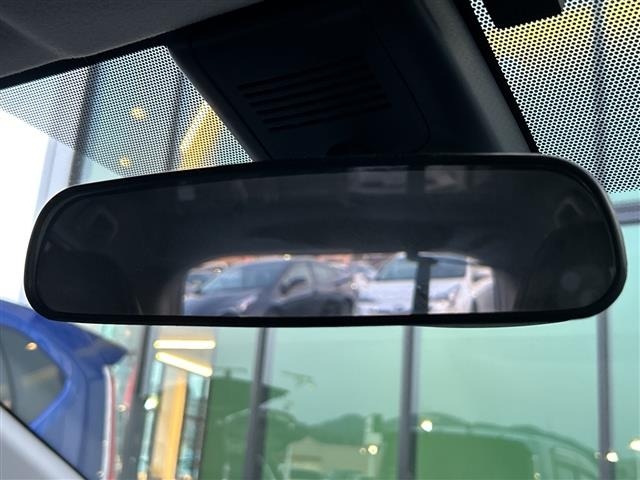 Toyota AQUA 2017 6968751-6