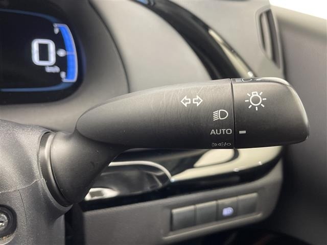 Toyota AQUA 2021 6968765-8