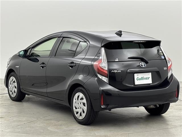 Toyota AQUA 2017 6968776-4