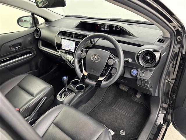 Toyota AQUA 2017 6968776-6