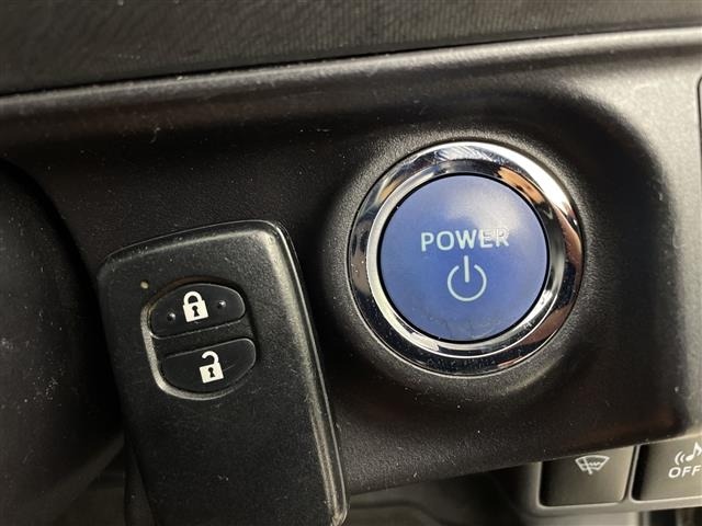 Toyota AQUA 2015 6968777-7