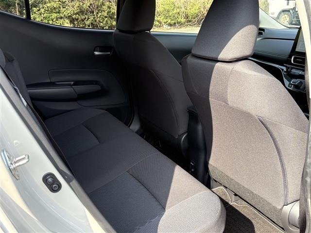Toyota AQUA 2023 6968778-12