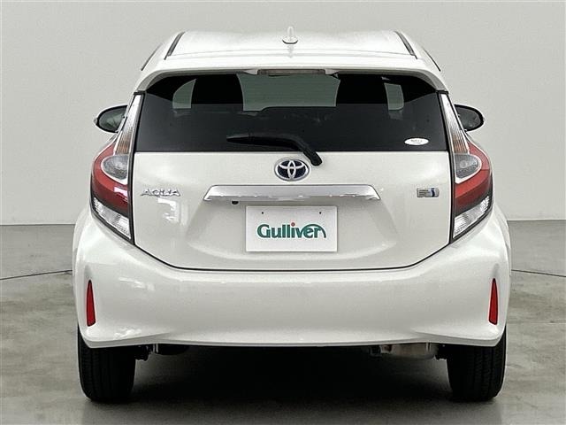 Toyota AQUA 2018 6968782-13