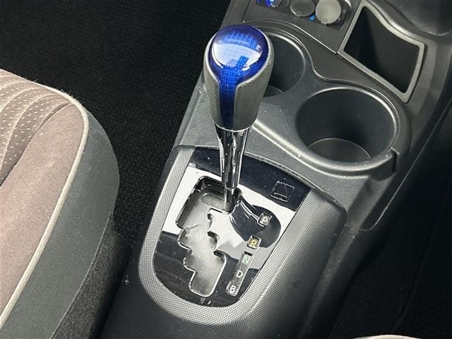 Toyota AQUA 2016 6968785-5