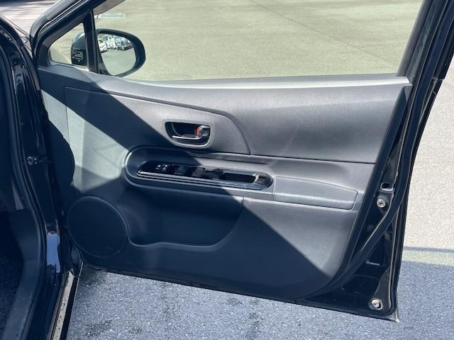 Toyota AQUA 2017 6968786-10