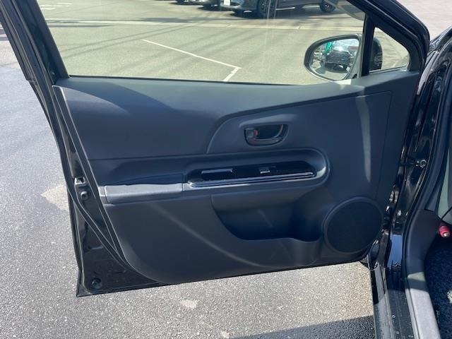Toyota AQUA 2017 6968786-20