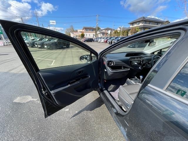 Toyota AQUA 2017 6968786-22