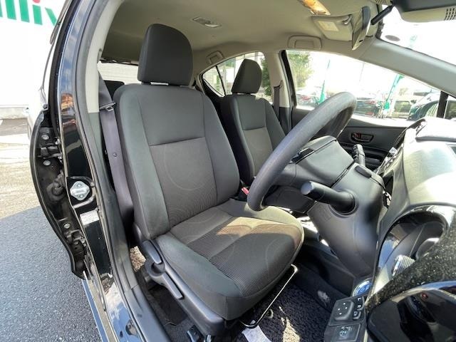 Toyota AQUA 2017 6968786-9