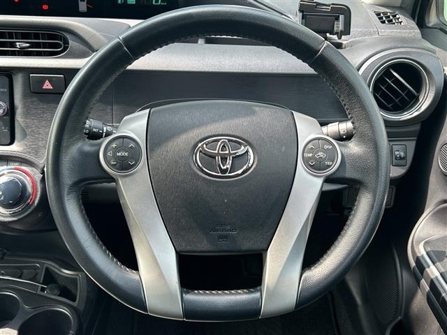 Toyota AQUA 2013 6968793-1