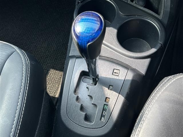 Toyota AQUA 2013 6968793-12