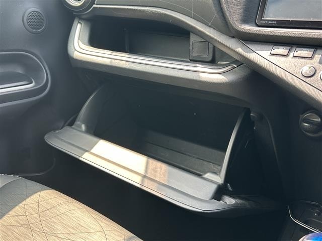 Toyota AQUA 2013 6968793-2