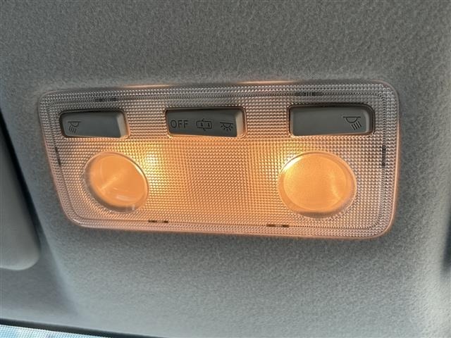 Toyota AQUA 2013 6968793-4