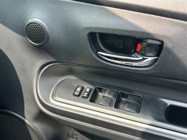 Toyota AQUA 2013 6968793-6