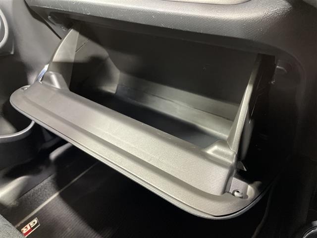 Toyota AQUA 2019 6968798-6