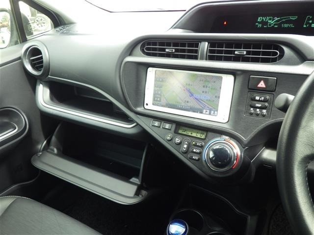 Toyota AQUA 2013 6968830-20