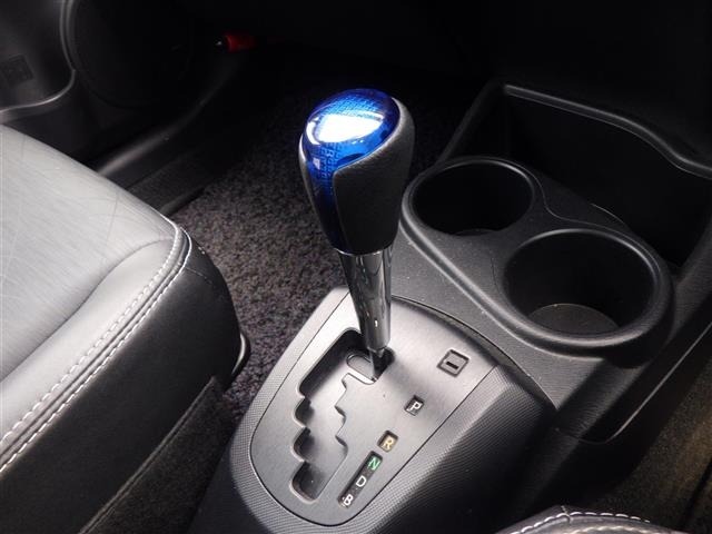 Toyota AQUA 2013 6968830-22