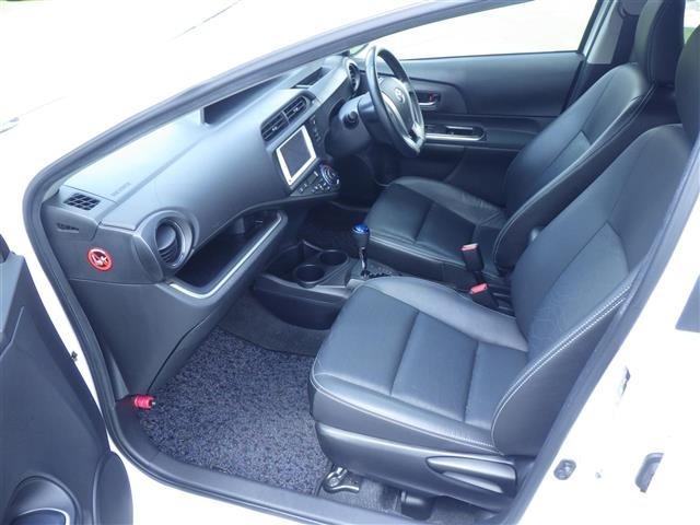 Toyota AQUA 2013 6968830-23
