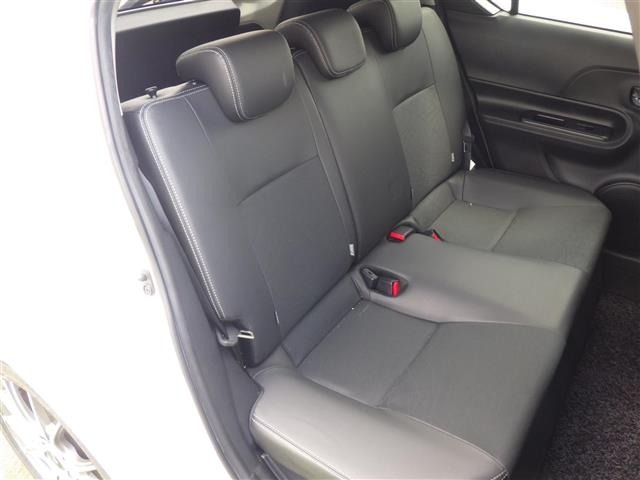 Toyota AQUA 2013 6968830-6