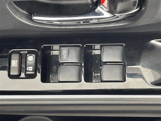 Toyota AQUA 2016 6968856-6