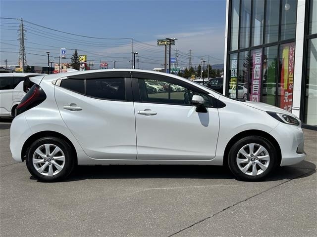 Toyota AQUA 2021 6968857-4