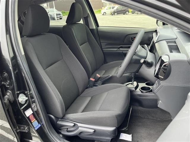 Toyota AQUA 2018 6968871-10