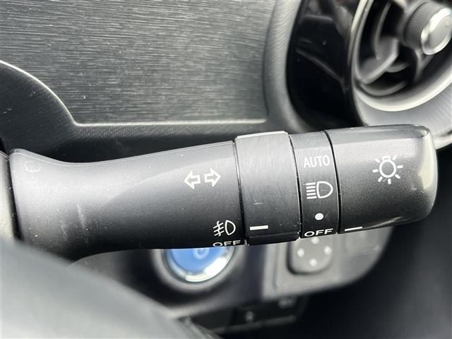Toyota AQUA 2018 6968871-8