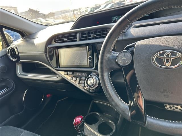 Toyota AQUA 2014 6968888-5