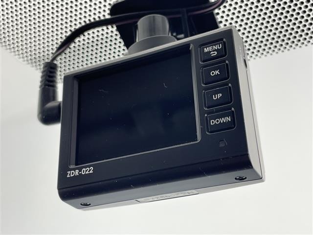 Toyota AQUA 2013 6968914-16