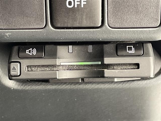 Toyota AQUA 2013 6968914-17