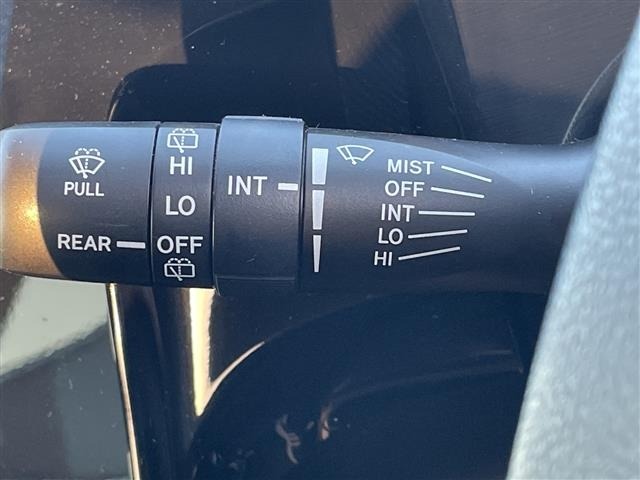 Toyota AQUA 2018 6968915-19