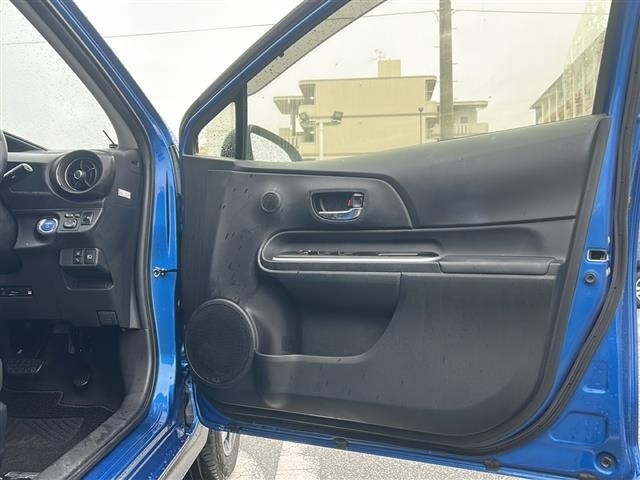 Toyota AQUA 2017 6968924-4