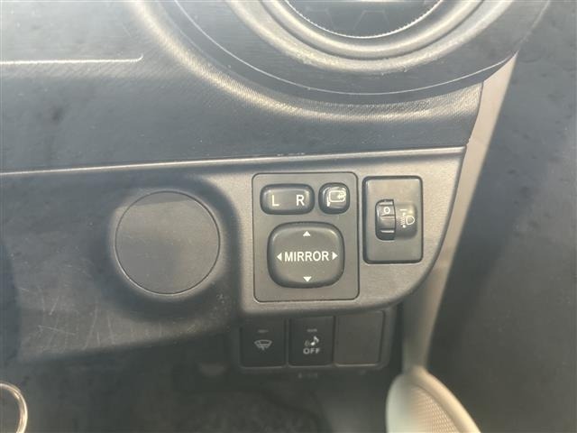 Toyota AQUA 2013 6968929-19