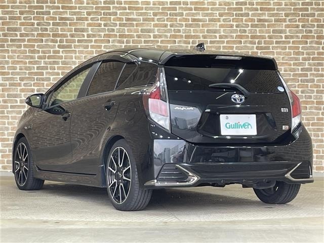 Toyota AQUA 2017 6968936-13