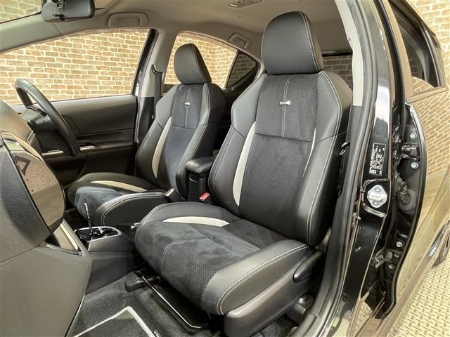 Toyota AQUA 2017 6968936-4