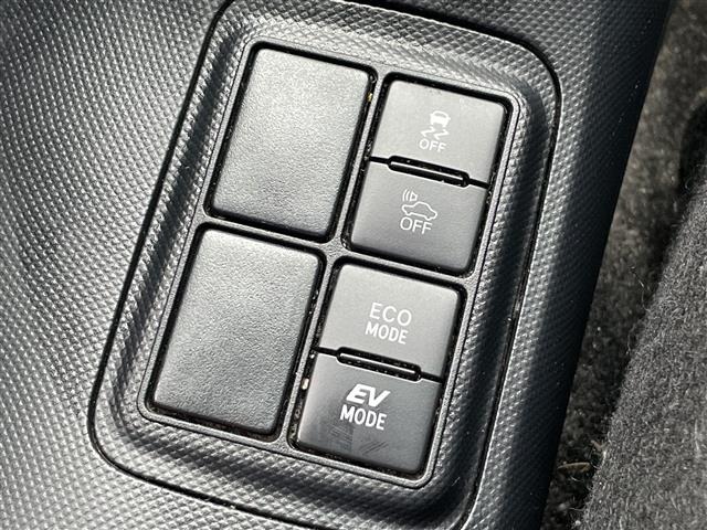 Toyota AQUA 2015 6968939-1