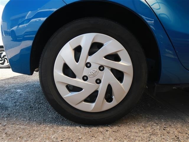Toyota AQUA 2016 6968956-8