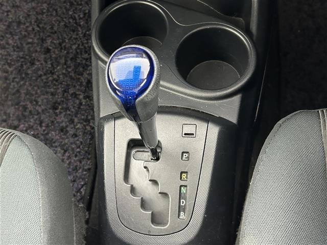 Toyota AQUA 2016 6968991-13
