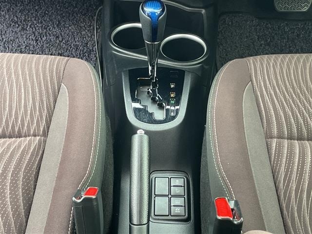 Toyota AQUA 2018 6968992-12