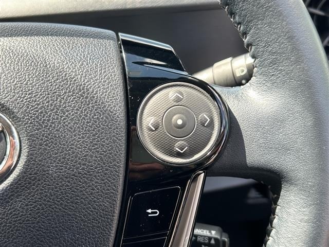 Toyota AQUA 2018 6968992-5