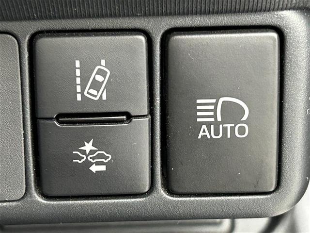 Toyota AQUA 2018 6969002-7