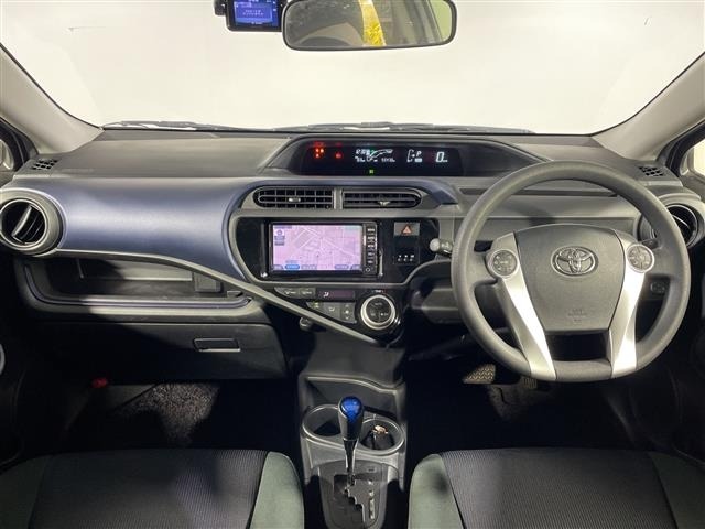 Toyota AQUA 2017 6969006-15