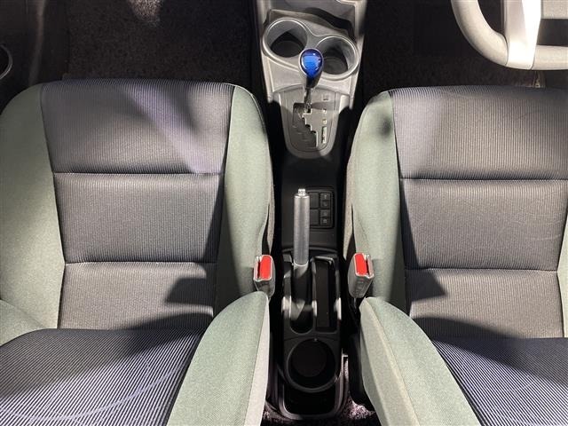 Toyota AQUA 2017 6969006-22