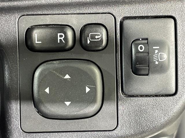 Toyota AQUA 2017 6969006-8