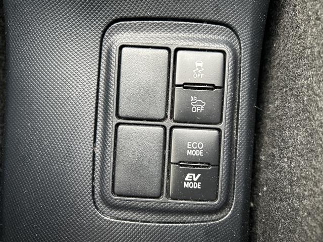 Toyota AQUA 2018 6969015-9