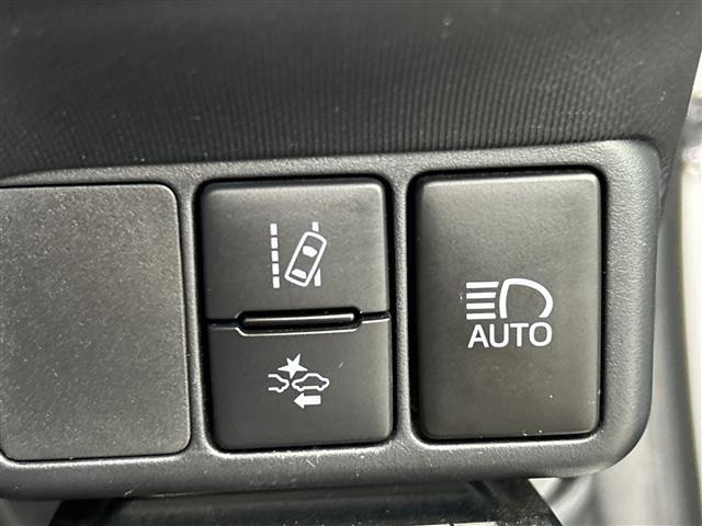 Toyota AQUA 2019 6969016-17
