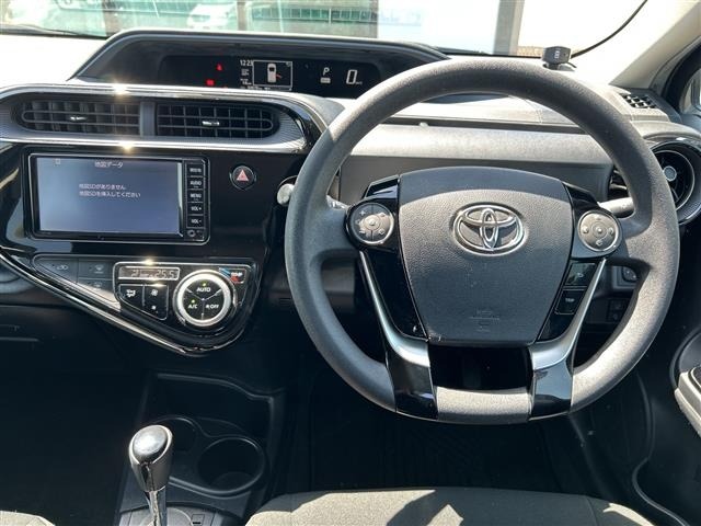 Toyota AQUA 2018 6969019-1